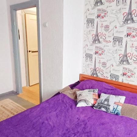 Apartment On Vadim Hetman Street 38 - Industrial Bridge Kyjev Exteriér fotografie